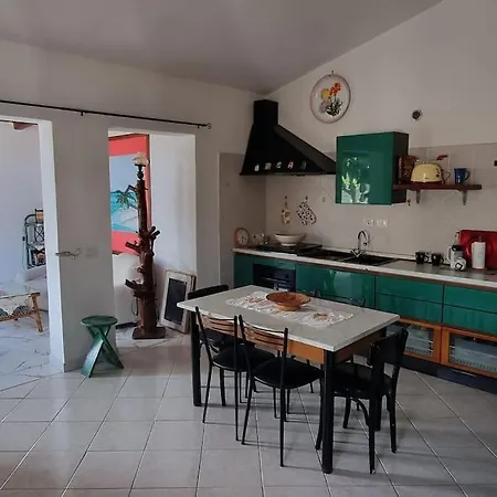 度假居 Appartamento, 2 Adulti E 2 Bambini A 150 Dal Mare 奧爾比亞