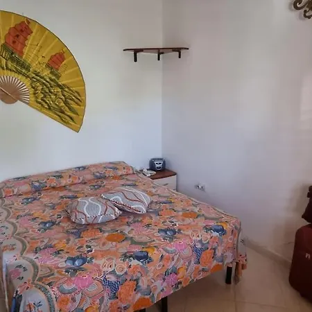 Appartamento, 2 Adulti E 2 Bambini A 150 Dal Mare 度假居 *
