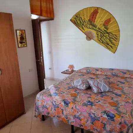 Appartamento, 2 Adulti E 2 Bambini A 150 Dal Mare Casa de Férias