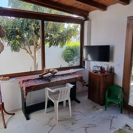 Appartamento, 2 Adulti E 2 Bambini A 150 Dal Mare Casa de Férias